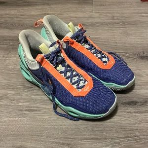 Cosmic Unity | Size 11 | Barely worn